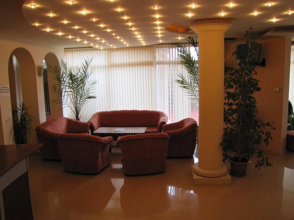 Paris Hotel Balçık Dış mekan fotoğraf