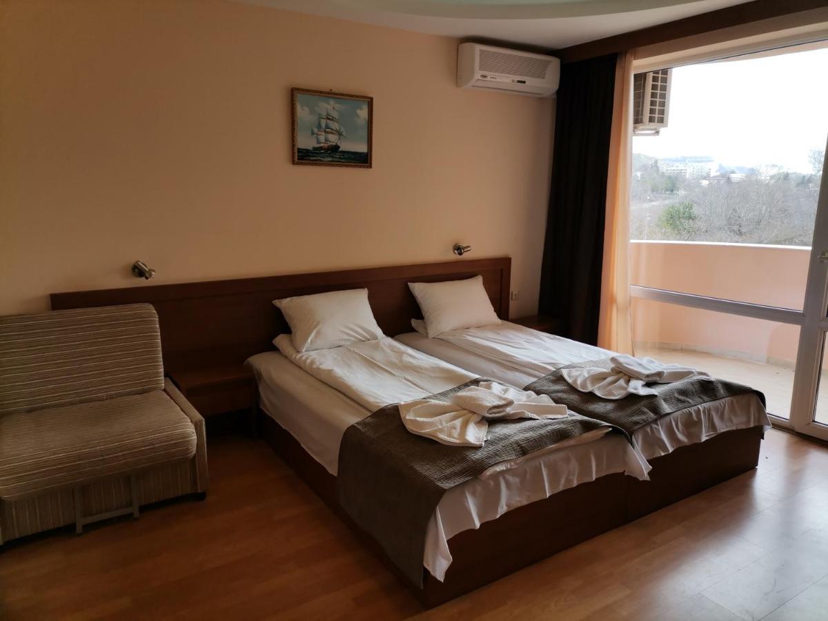 Paris Hotel Balçık Dış mekan fotoğraf