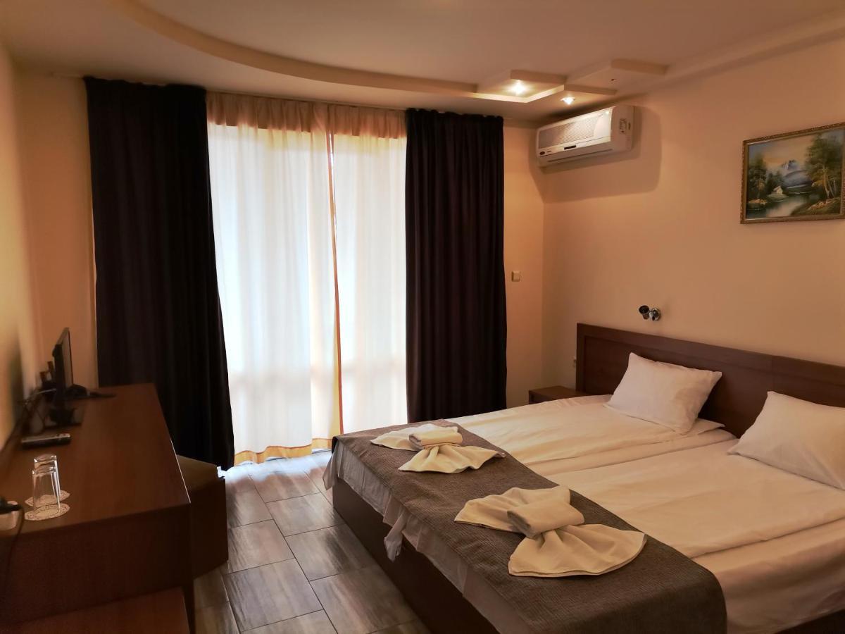 Paris Hotel Balçık Dış mekan fotoğraf