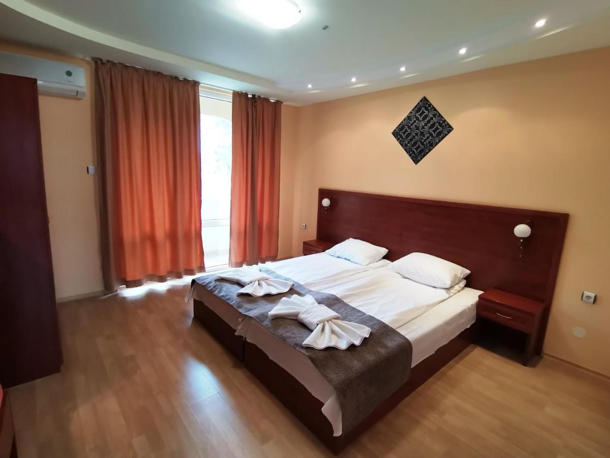 Paris Hotel Balçık Dış mekan fotoğraf